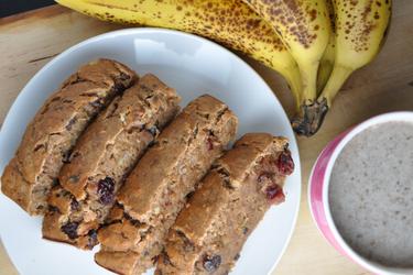 Gesundes Bananenbrot (Zucker- & fettfrei)