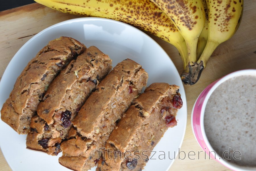 Gesundes Bananenbrot (Zucker- & fettfrei)