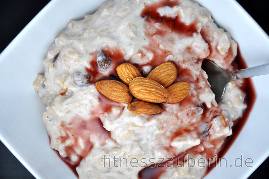 Magerer Reispudding mit Mandeln | fitnesszauberin.de