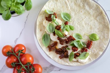 Caprese-Wrap (aus 4 Zutaten)