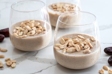 Selbstgemachter Proteinpudding – gesalzenes Karamell (aus 5 Zutaten)