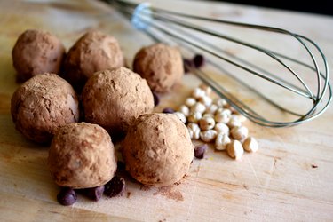 KICHERERBSEN-KUGELN IN KAKAO (GLUTENFREI)