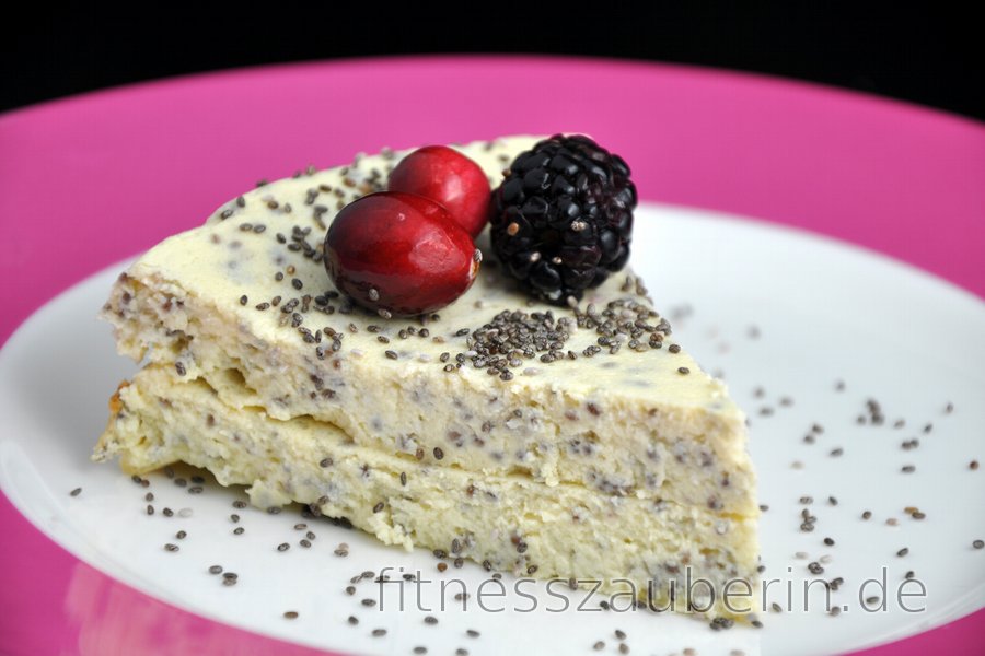 Hüttenkäsekuchen mit Mohn oder Chiasamen (Glutenfrei) | fitnesszauberin.de