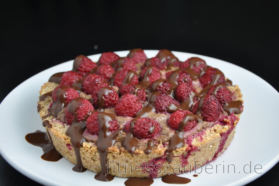 Himbeerkuchen mit Avocado-Kakao-Füllung (Glutenfrei)