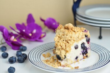 Blaubeer-Joghurt-Kuchen mit knusprigen Streuseln