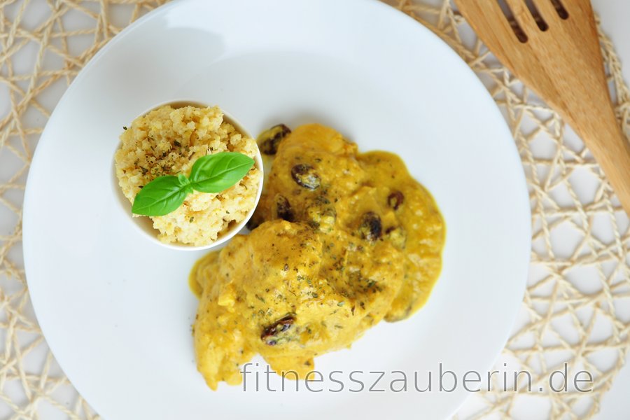 Exotische Hühnerbrust in Mango-Kokosnuss-Sauce mit Hirse ...
