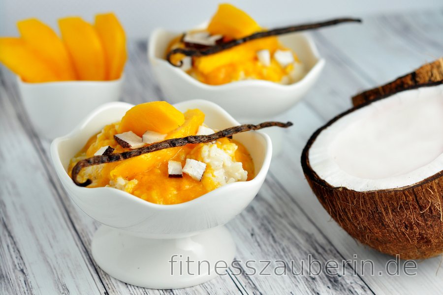 Gesunder Vanille-Milchreis-Pudding mit Mango