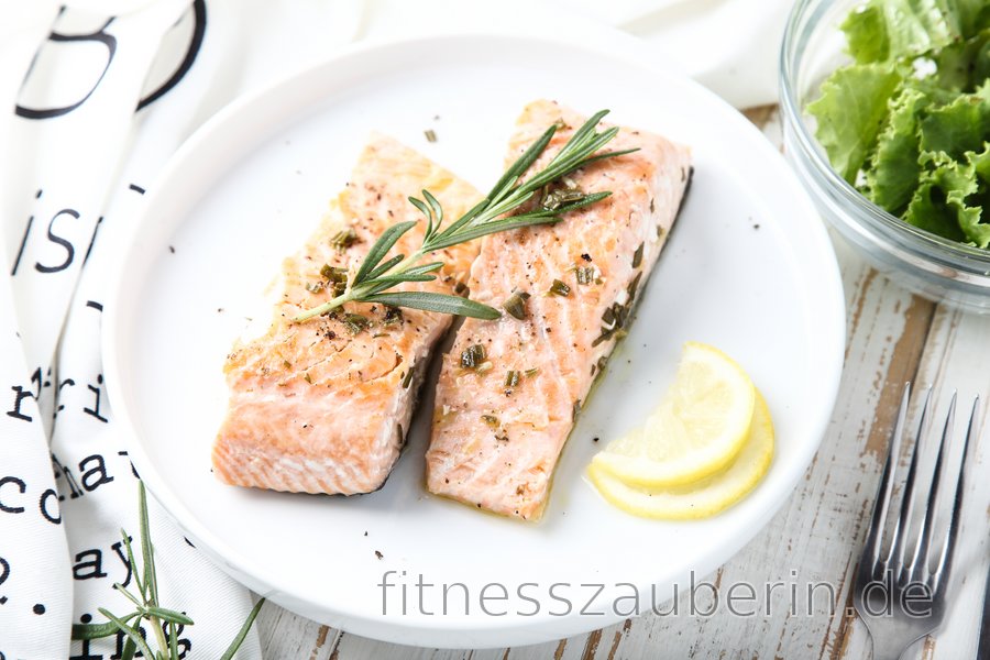 Fitness-Lachs in Zitrone und Rosmarin