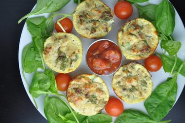 Gesunde Eiermuffins mit Thunfisch