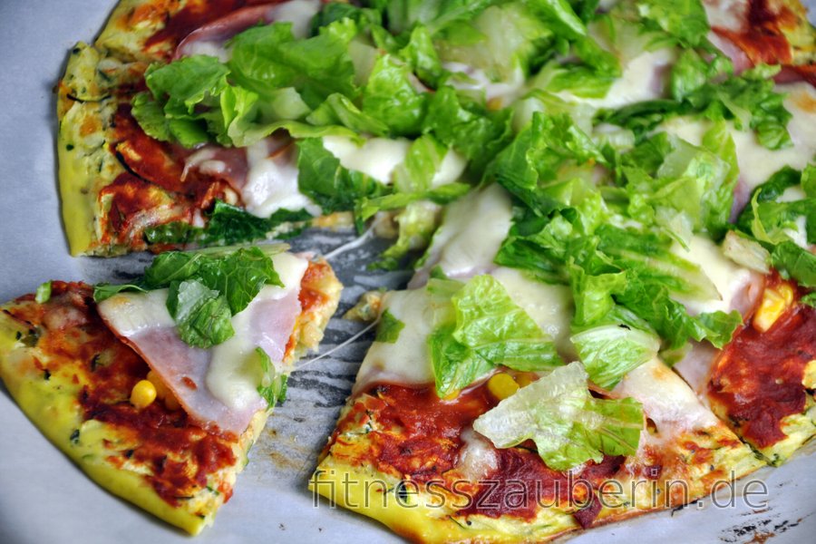 Gesunder Zucchini-Pizzateig