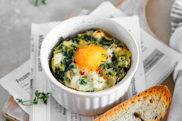 Eierauflauf mit Spinat und Feta
